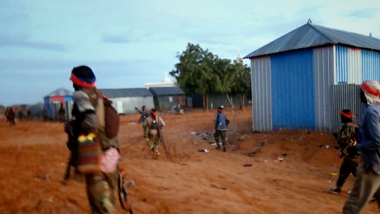 Somali'de Eş Şebab 20 günde 8 yerleşim birimini ele geçirdi