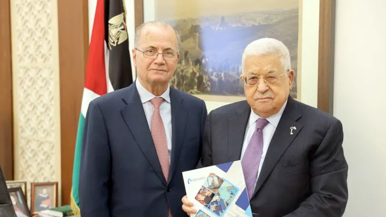 Filistin Yönetimi reform çağrıları karşısında yeni kabinesini açıkladı