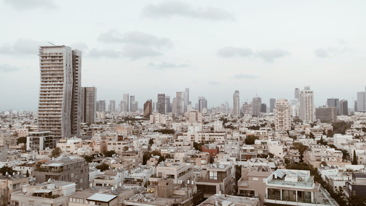 İsrail İran saldırısı korkusuyla Tel Aviv'de GPS karartması uyguladı