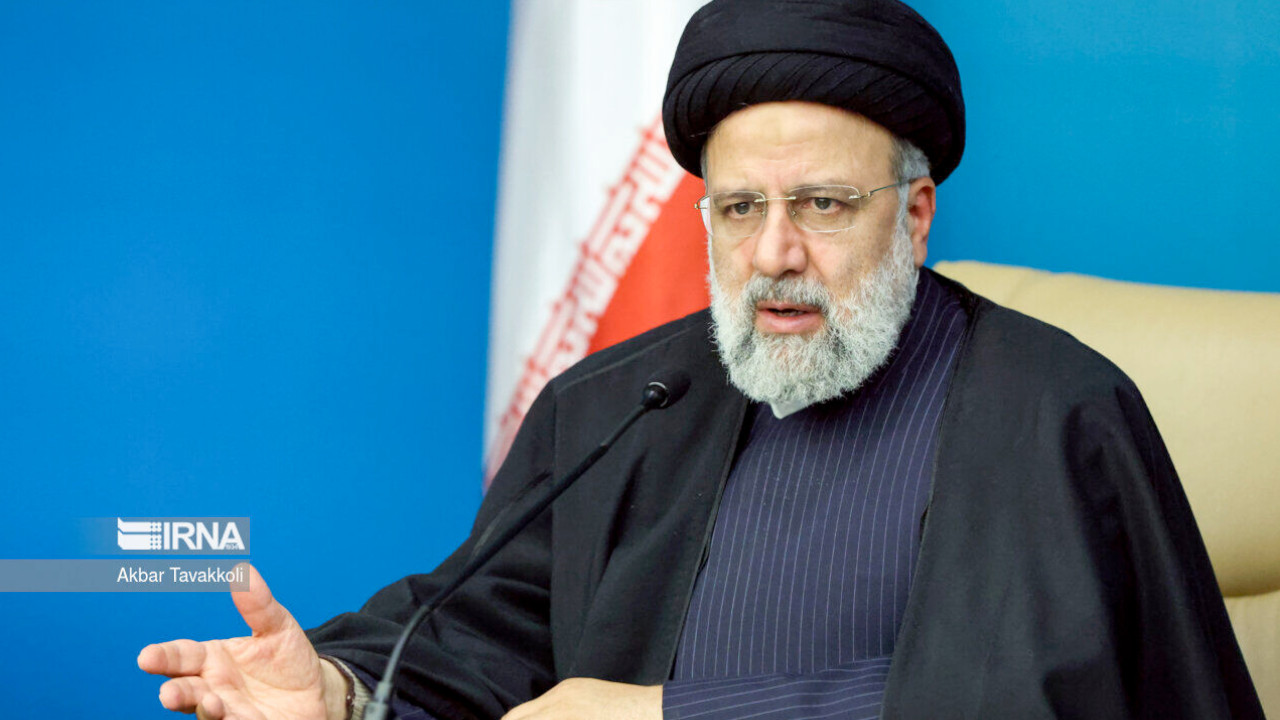 İran Cumhurbaşkanı Reisi, İsrail saldırısı olduğu belirtilen patlamalar hakkında sessiz kaldı