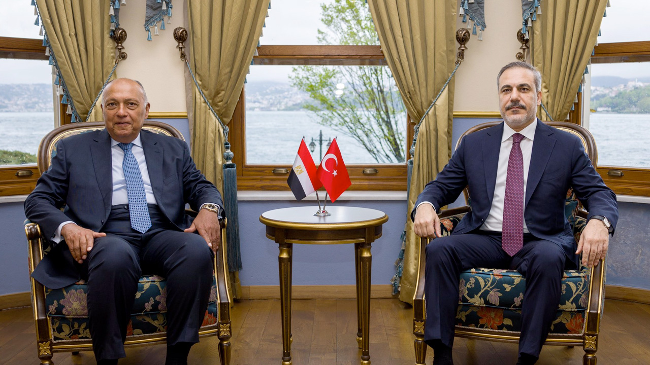 Dışişleri Bakanı Fidan Mısırlı mevkidaşıyla görüştü
