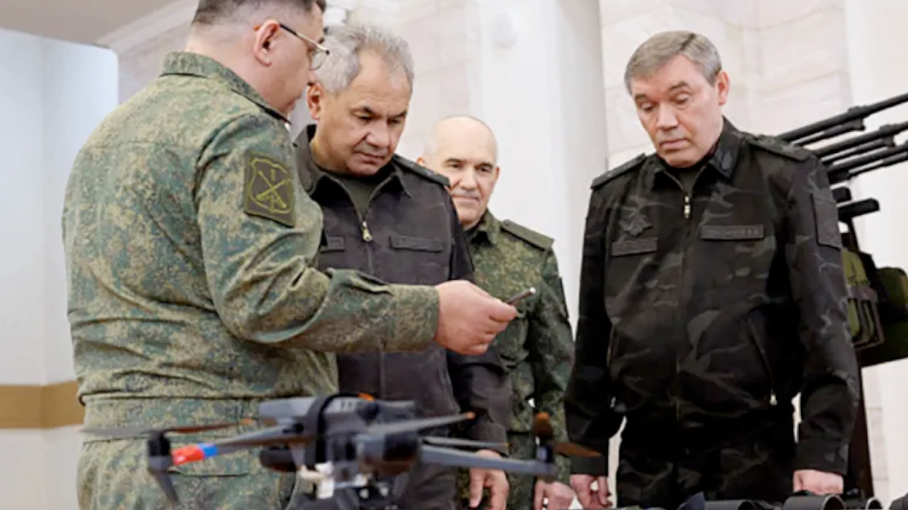 Rusya Ukrayna savaşı için silah üretimini artırıyor