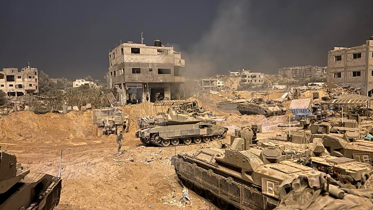 İsrail Refah işgaline başlıyor: Siviller bölgeyi boşaltmaları için uyarıldı