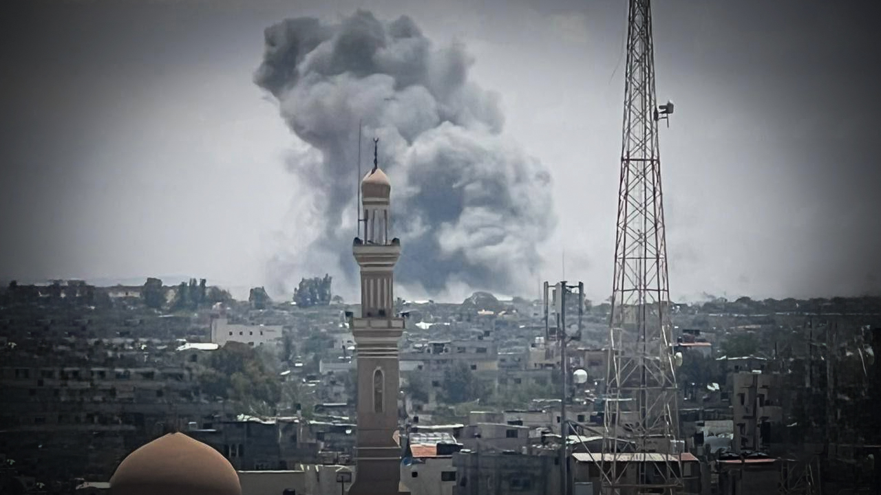 İsrail Refah'ı yoğun şekilde bombalıyor