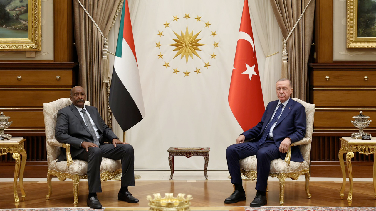 Cumhurbaşkanı Erdoğan Sudan lideri Burhan ile görüştü