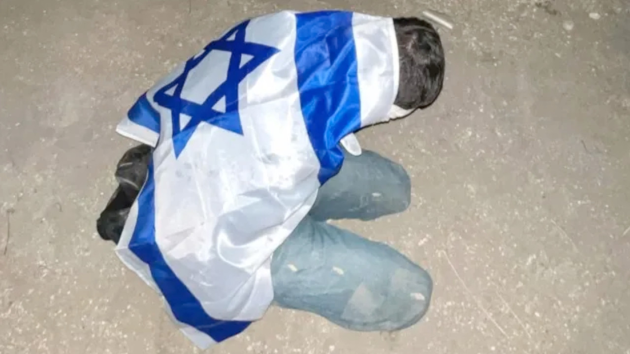 İsrail askerleri Filistinlilere yönelik taciz görüntülerini sosyal medyada paylaşıyor