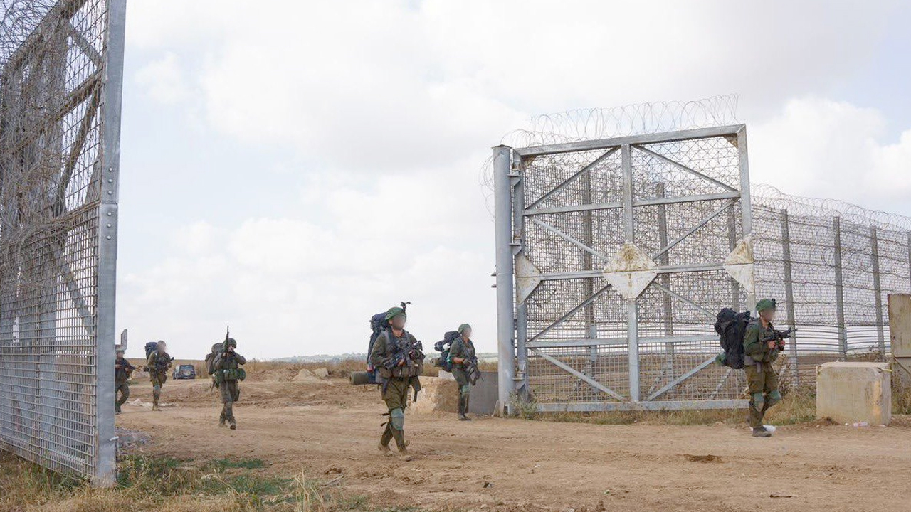 Analiz | İsrail ordusu Gazze'yi Mısır'dan ayıracak koridorun inşasına başladı