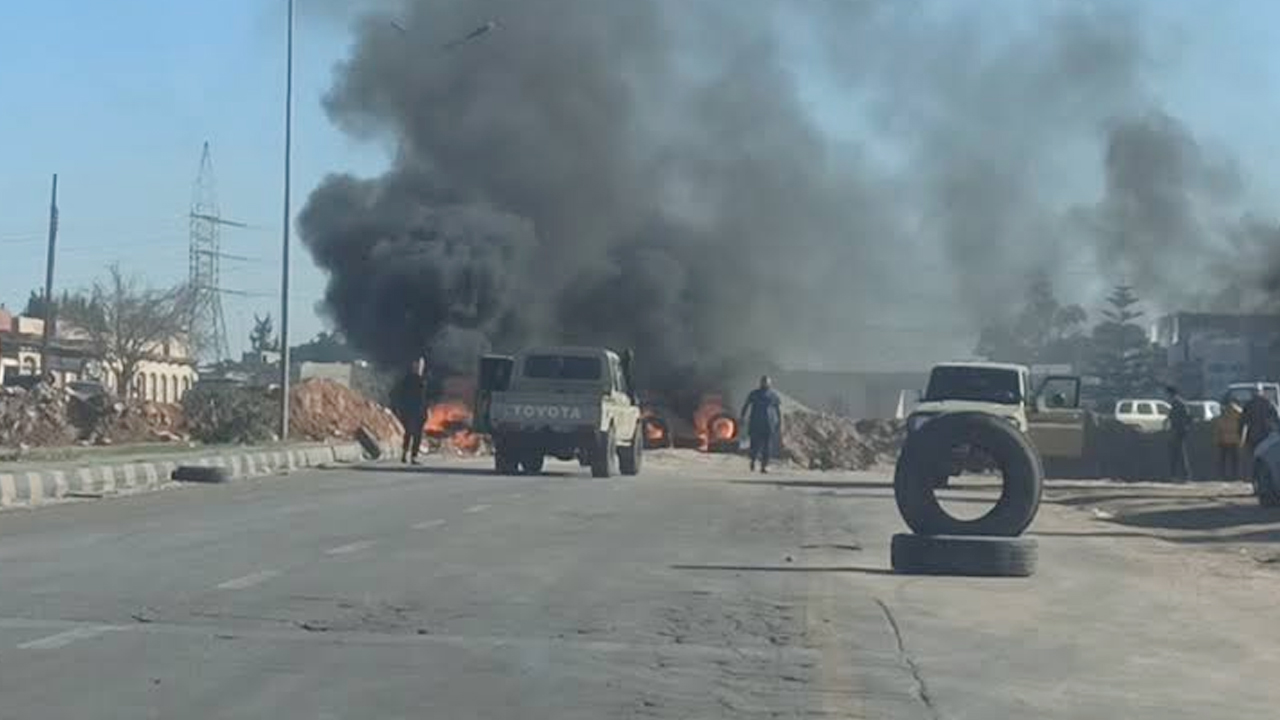 Libya'da rakip silahlı gruplar arasında çatışmalar