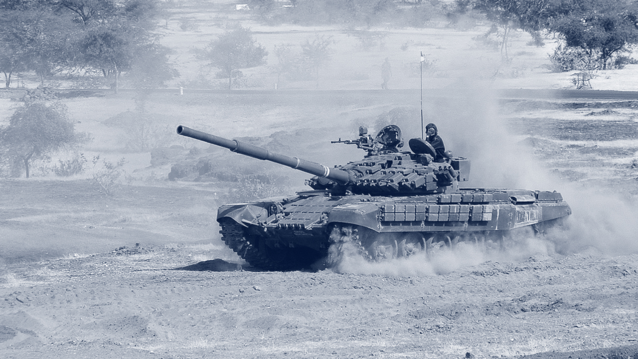 Hindistan ordusuna ait tank sulara gömüldü: 5 asker öldü