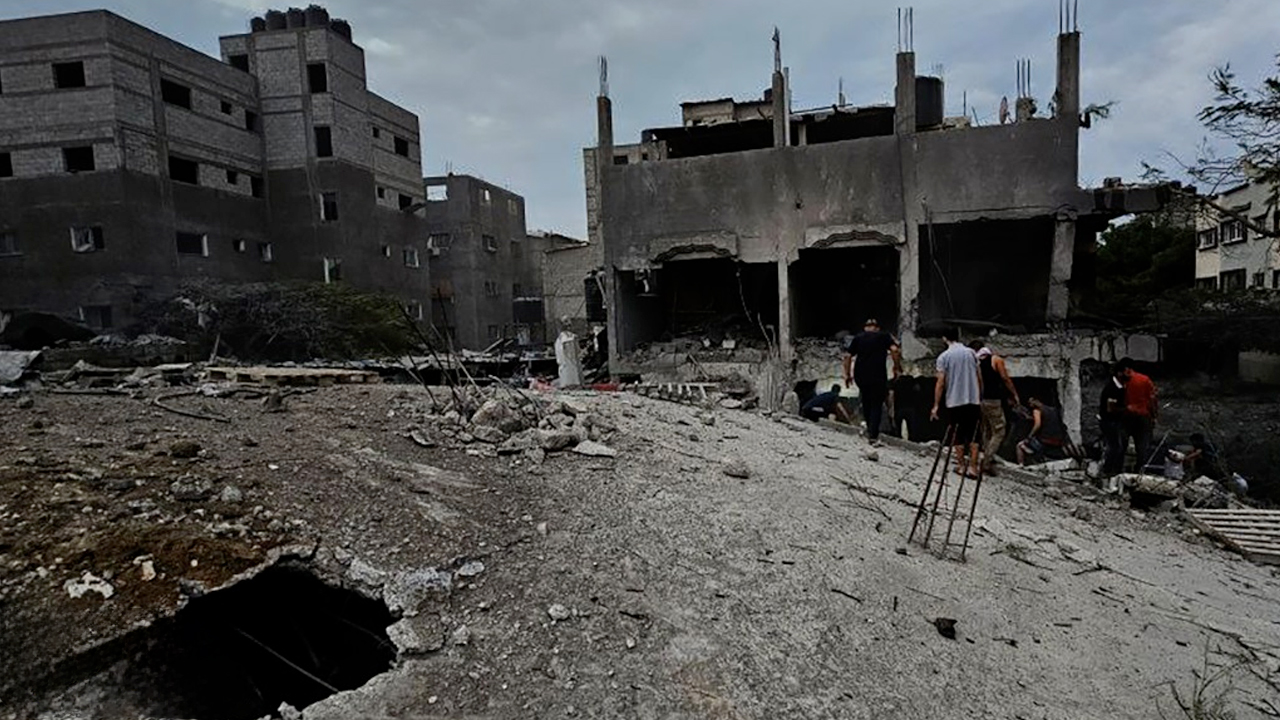 İsrail Gazze'de katliamın devamında ısrarcı
