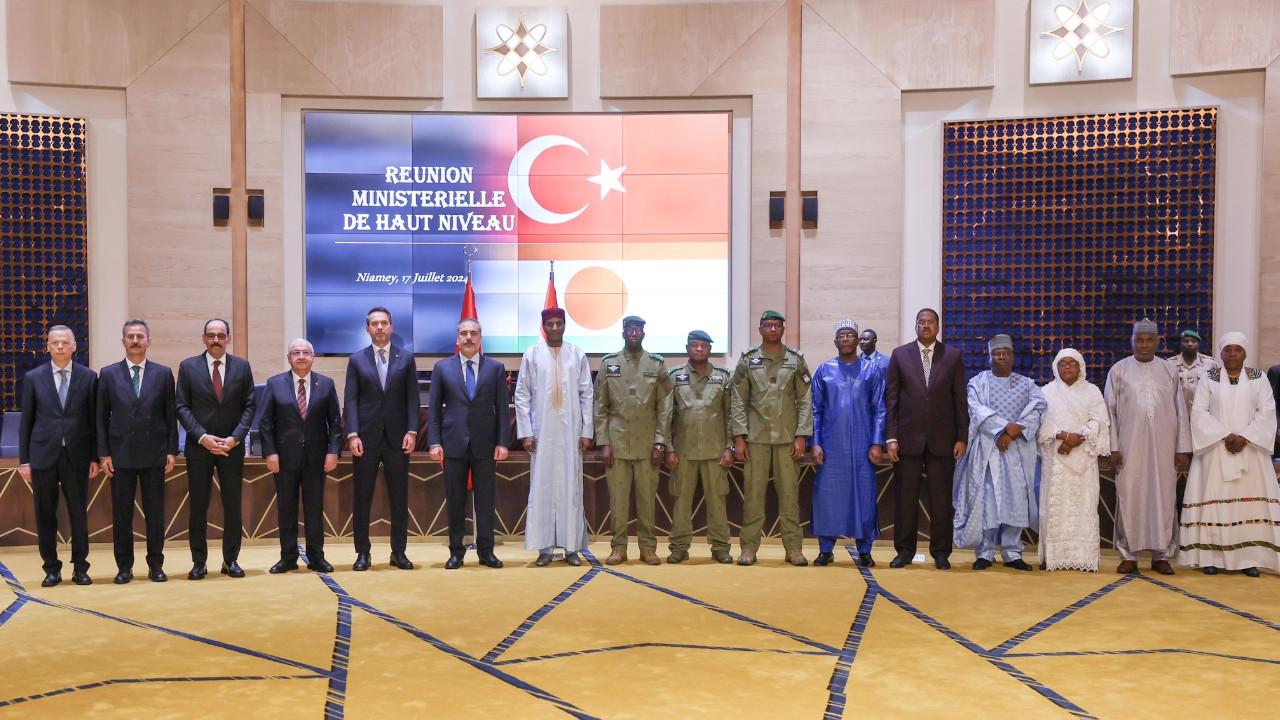 Türk heyeti askeri cuntayla ilişkileri güçlendirmek için Nijer'i ziyaret etti