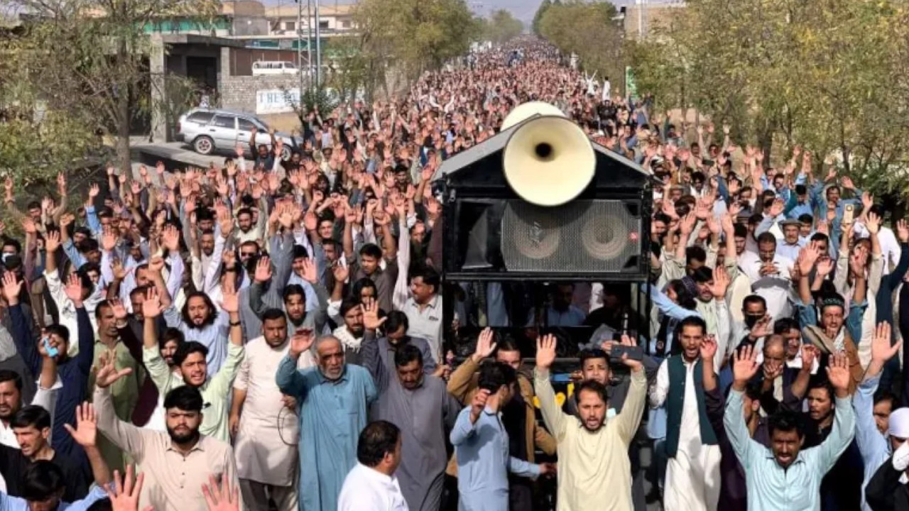 Pakistan'ın Kurram bölgesindeki Şii-Sünni geriliminin arka planı ne?