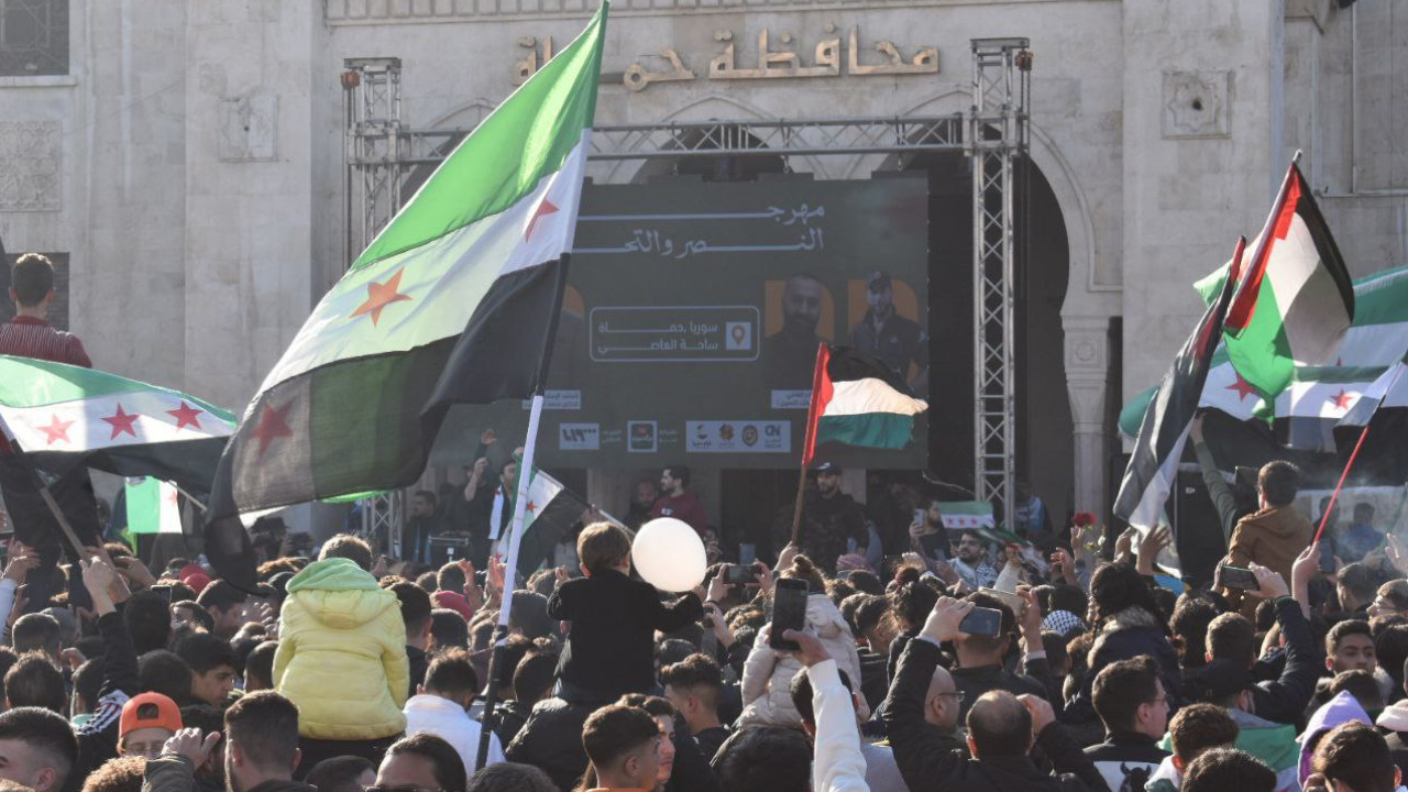 Fransa, AB'nin Suriye'ye yönelik bazı yaptırımları kaldıracağını açıkladı