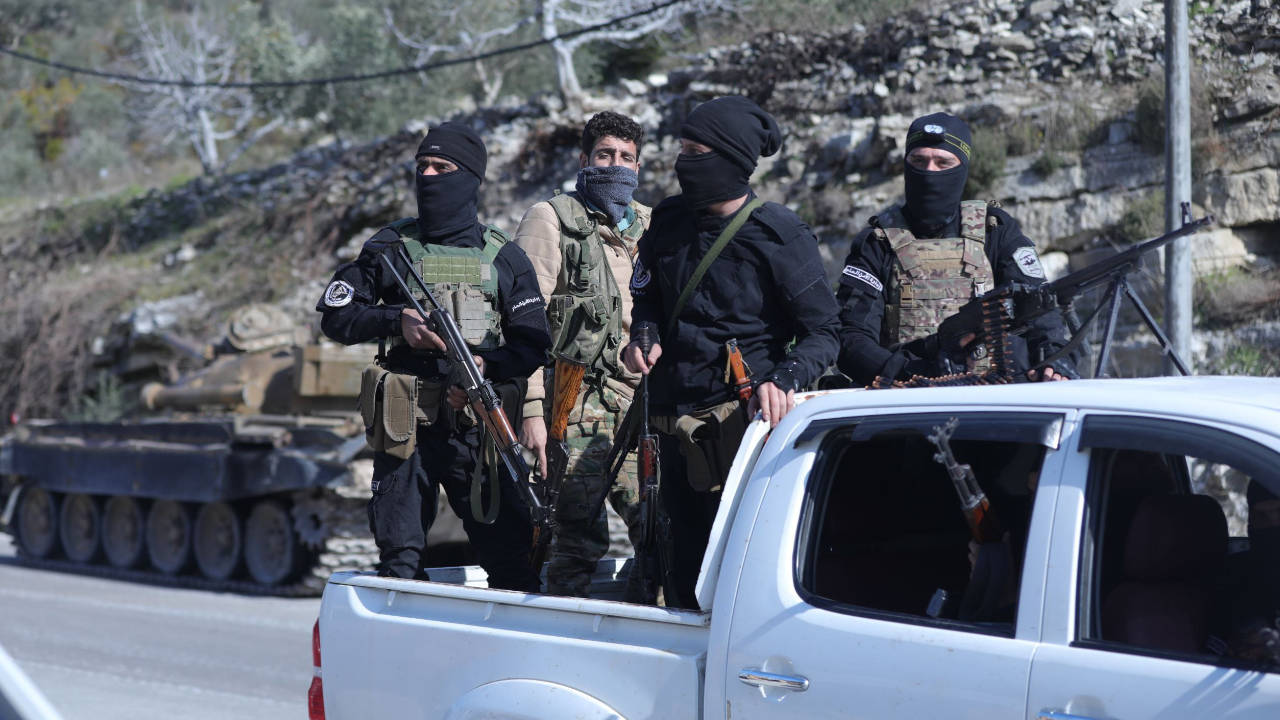 Başkent Şam'da eski rejim kalıntılarının saldırısı engellendi