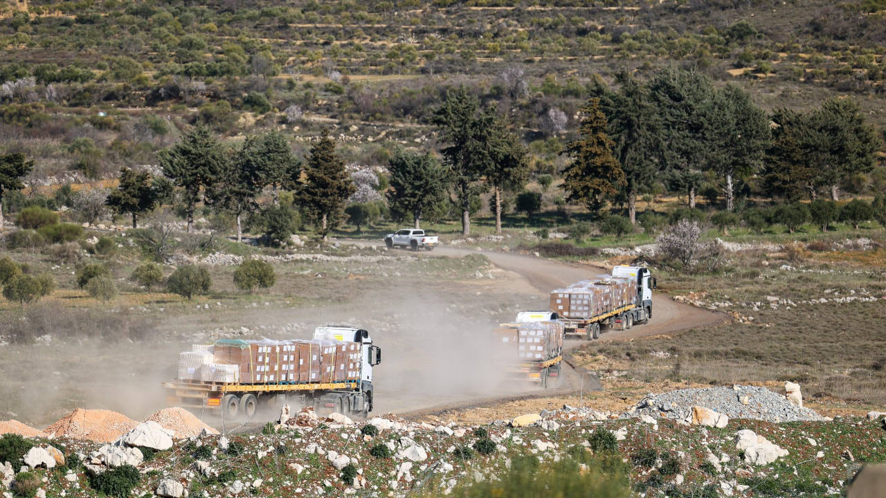 İsrail Suriye'deki Dürzilere "insani yardım" dağıttı