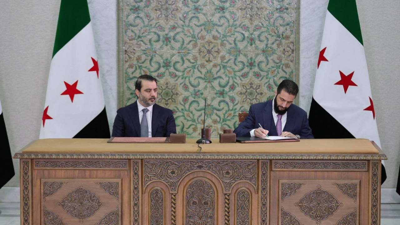 Ahmed Şara'nın imzaladığı anayasa taslağıyla ilgili ilk detaylar neler?