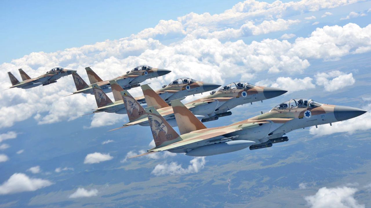 'Gazze'deki savaş siyasi' diyen İsrailli savaş pilotları ordudan ihraç edilecek