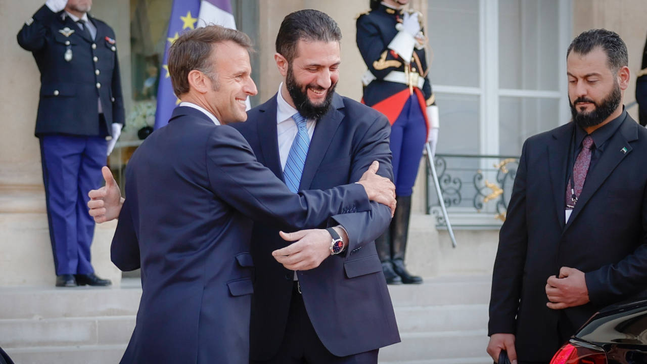 Ahmed Şara İsrail ile dolaylı görüşmeleri doğruladı