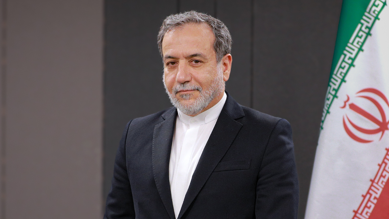 İran: Nükleer haklarımızdan geri adım atmayacağız