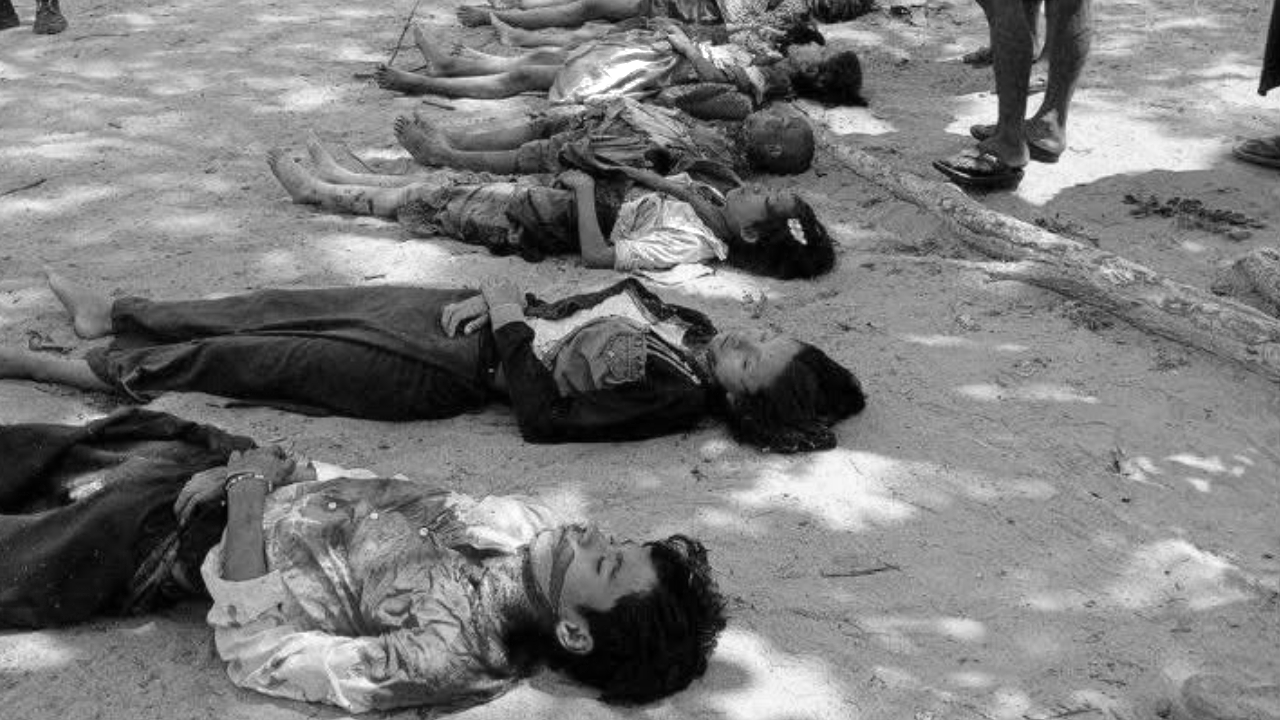 Myanmar cuntası okula hava saldırısı düzenledi: 17 çocuk öldü