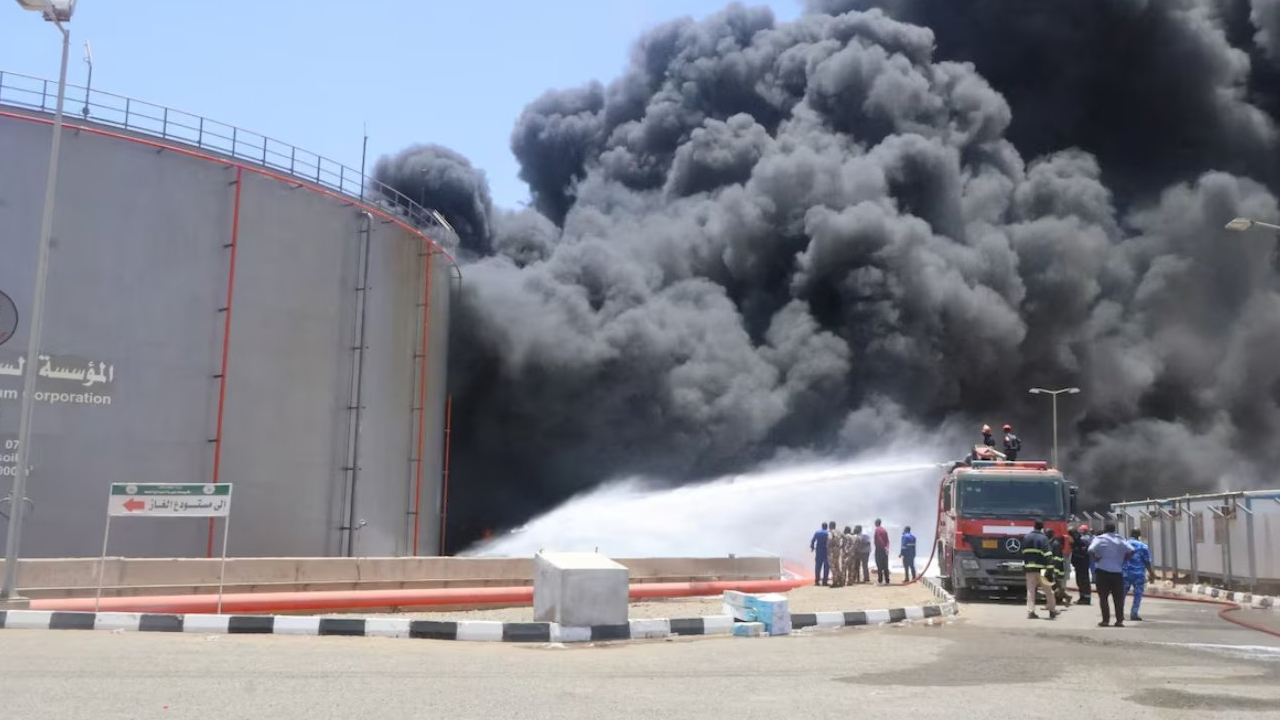 Sudan'da siviller BAE destekli güçlerin saldırdığı şehirden kaçmaya başladı