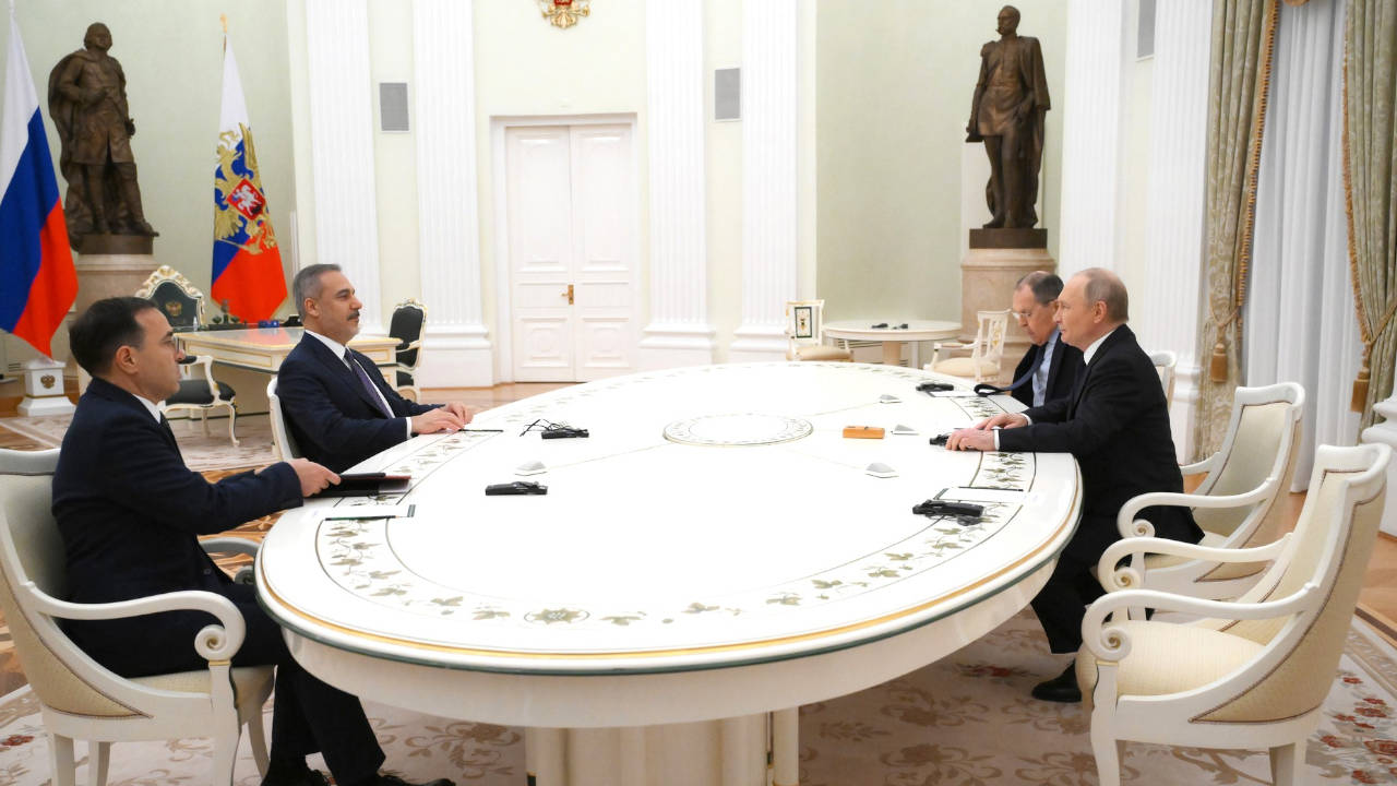 Putin ile Fidan Moskova'da hangi konuları görüştü?