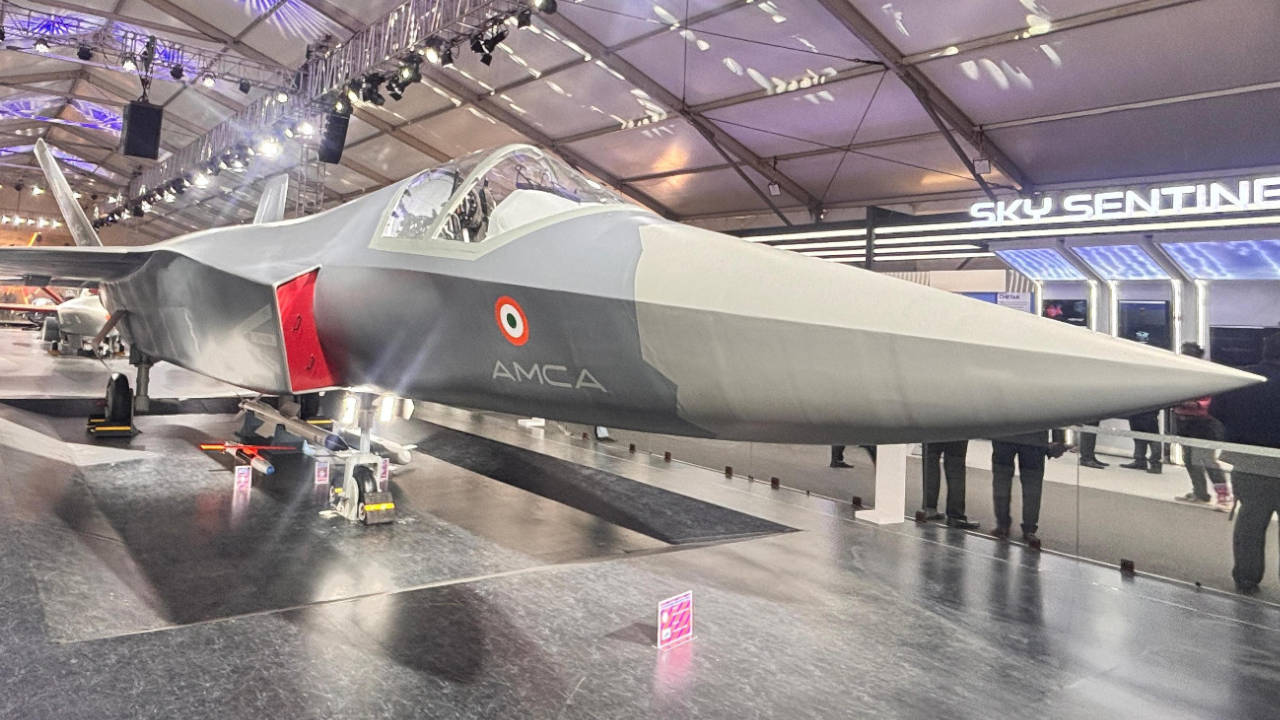 Hindistan, yeni nesil savaş uçağı için düğmeye bastı