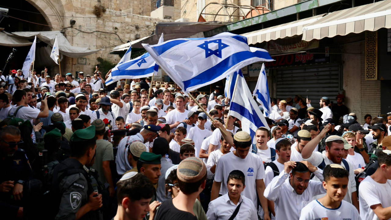 Radikal Yahudiler Kudüs sokaklarında 'Araplara ölüm' sloganları attı