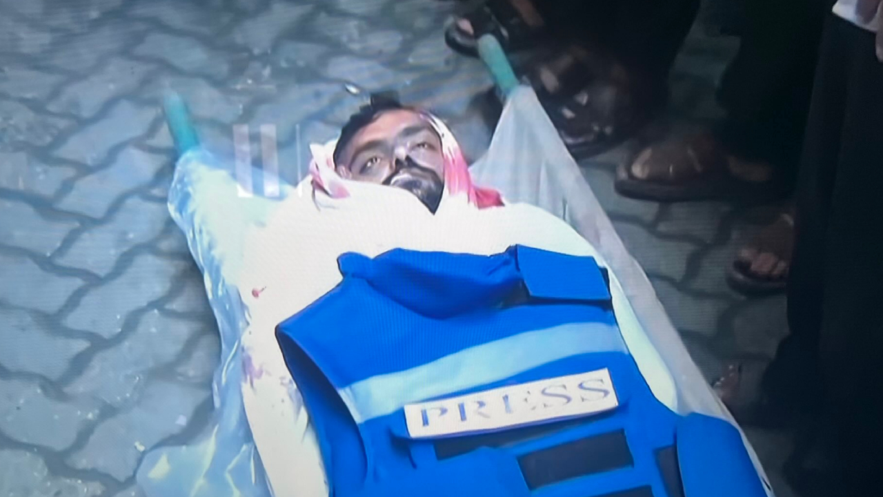 İsrail Gazze'de 4 gazeteciyi katletti