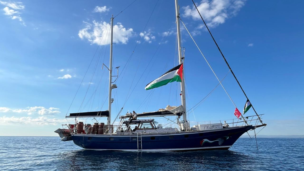 İsrail ablukasını kırmayı hedefleyen aktivist gemisi Gazze'ye yaklaşıyor