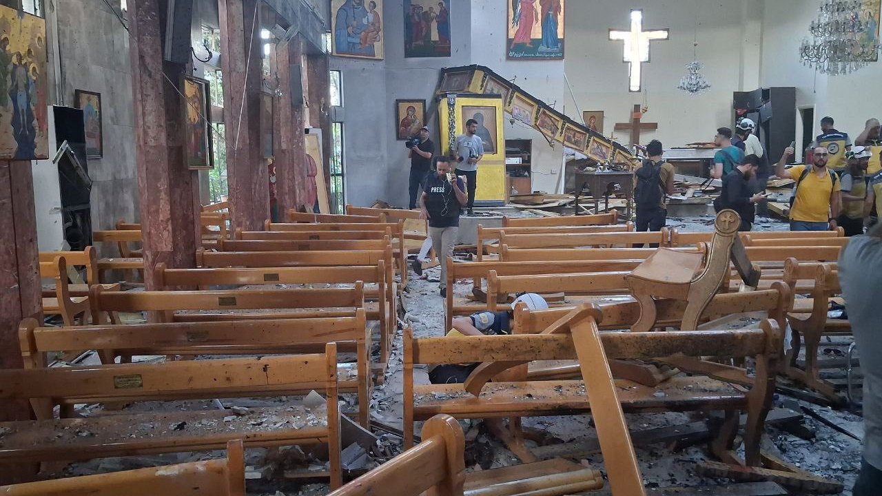 Suriye'nin başkenti Şam'da kiliseye bombalı saldırı