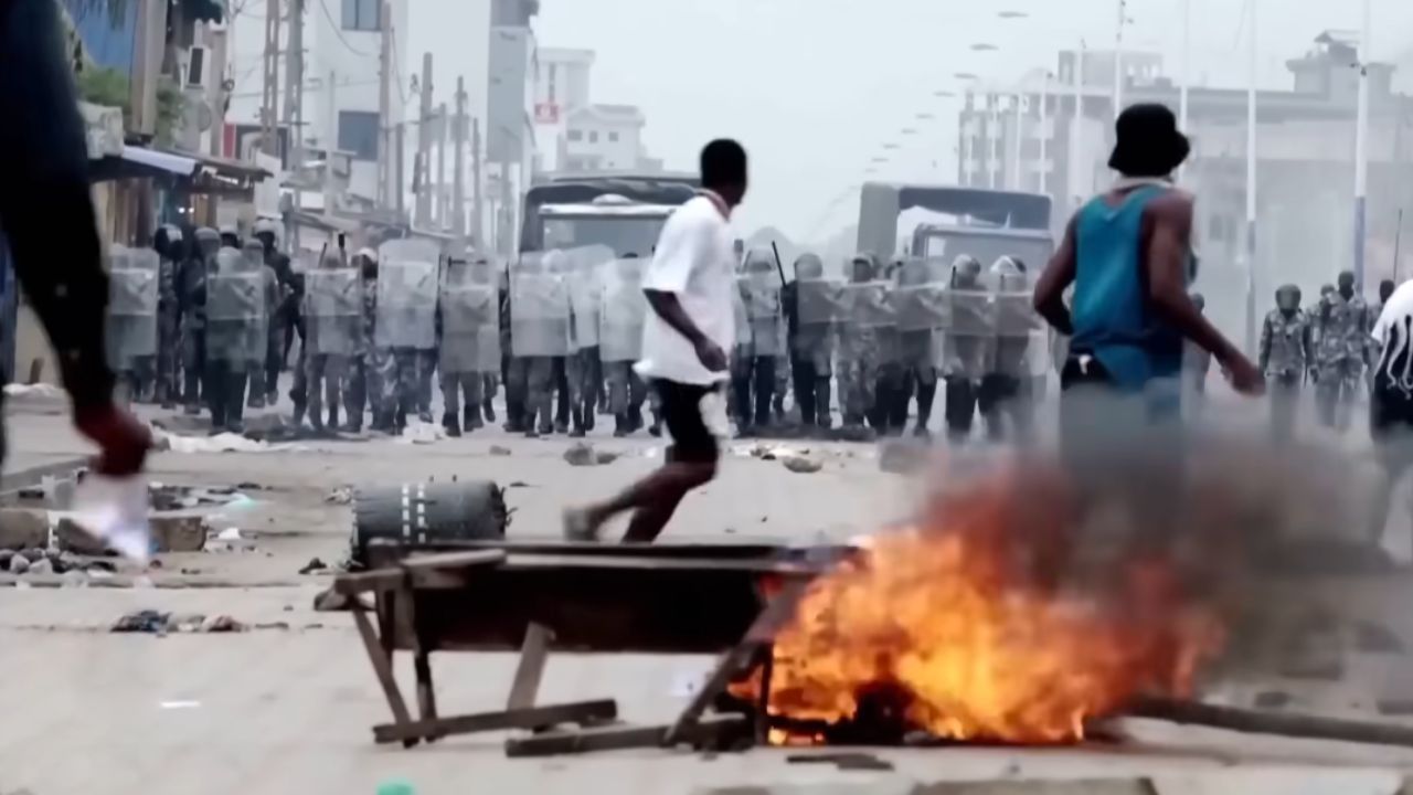 Batı Afrika ülkesi Togo'da yaşanan protestolara dair neler biliniyor?