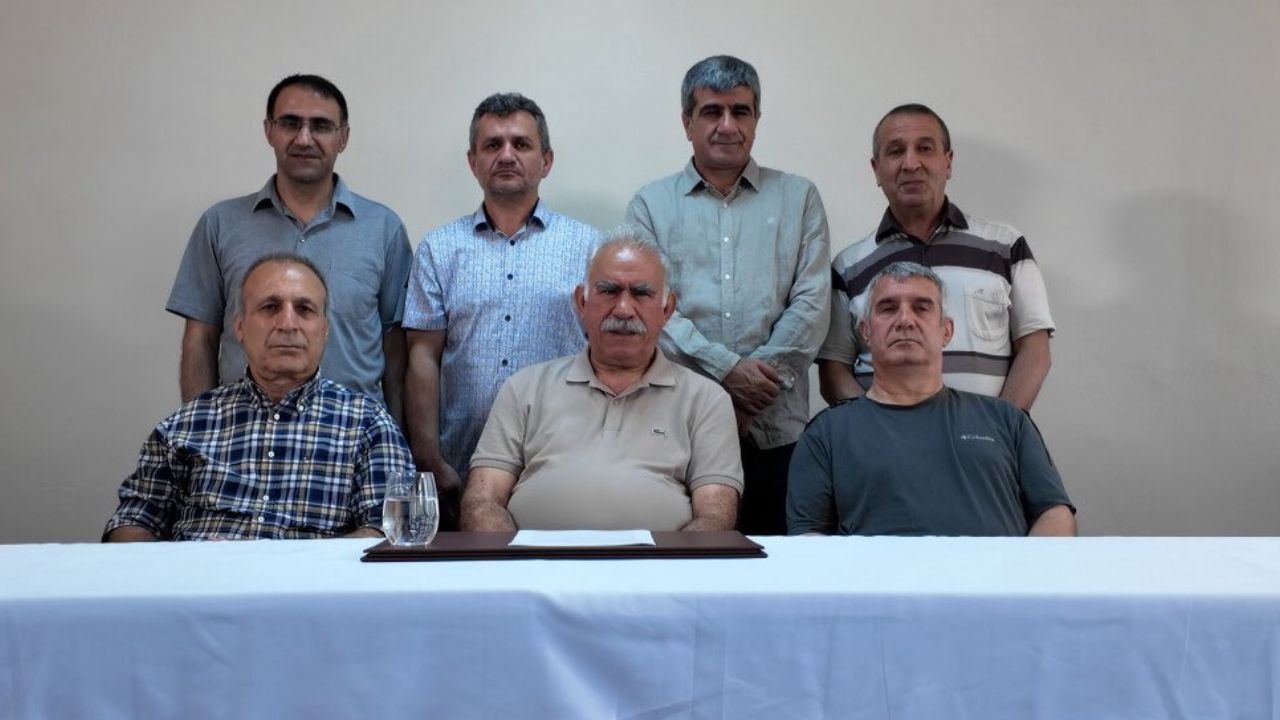 PKK lideri Öcalan'ın altı yıl sonra ilk kez avukatlarıyla görüşmesine izin verildi
