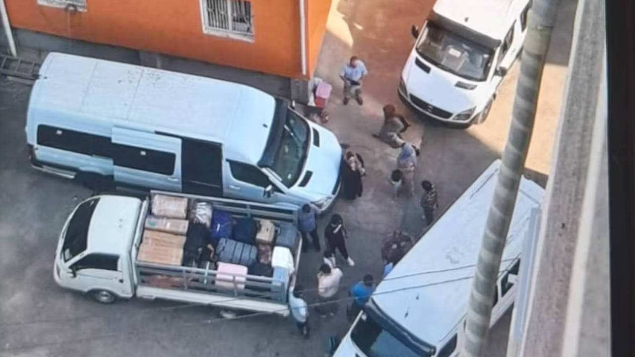 Pakistan ve İran'ın ardından Tacikistan da Afganları sınır dışı etmeye başladı