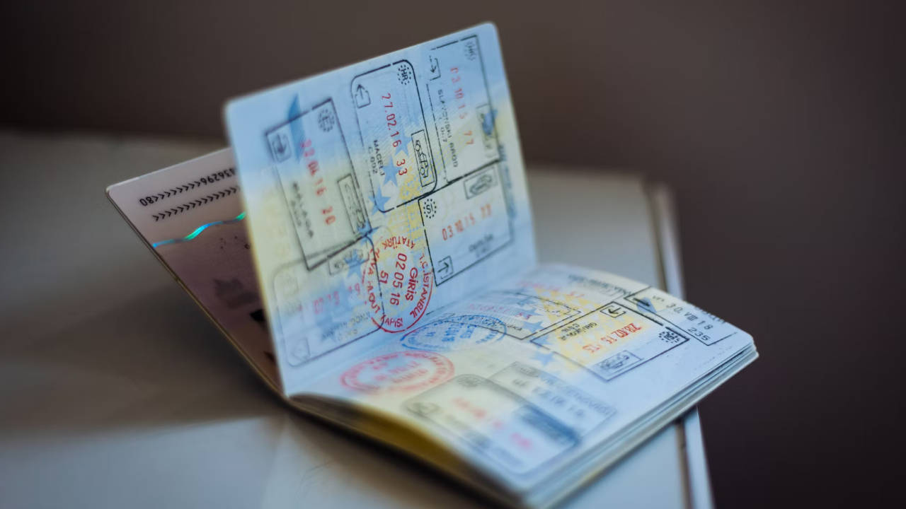 AB, Türk vatandaşları için Schengen vizesini kolaylaştırıyor