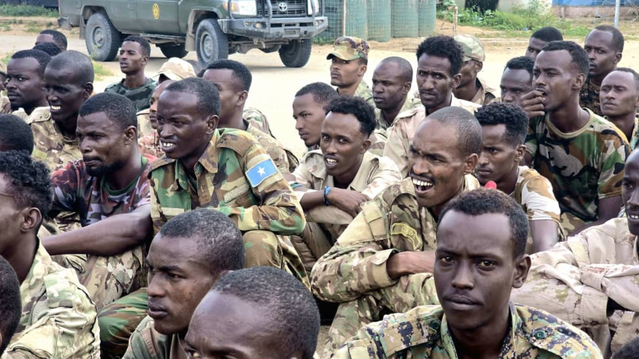 Askeri seçeneklerin başarısız olduğu Somali nereye gidiyor?