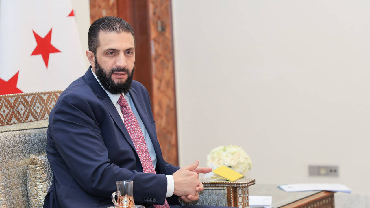 Ahmed Şara Halk Meclisi seçim sisteminin nihai taslağını teslim aldı