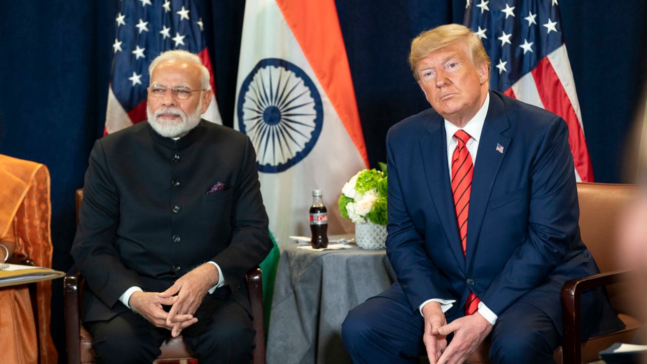 Hindistan: ABD'nin tehditlerine rağmen Rusya'dan petrol almaya devam edeceğiz