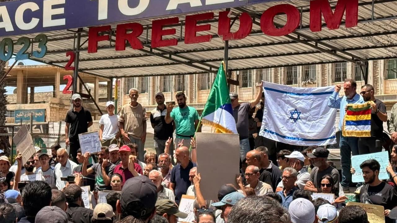 Suriye'de İsrail destekli Dürzi grupların eylemleri sürüyor