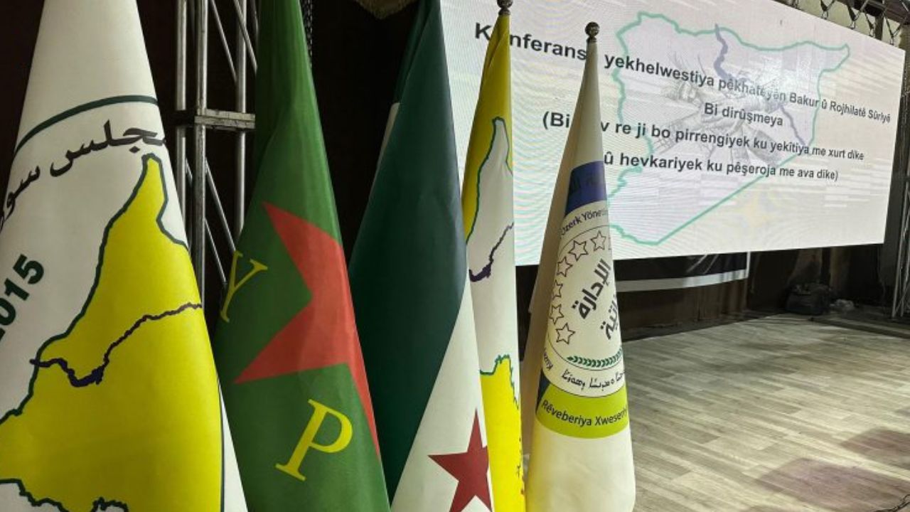 SDG Suriye'de azınlıkların katıldığı bir konferans düzenledi, özerklik talep etti