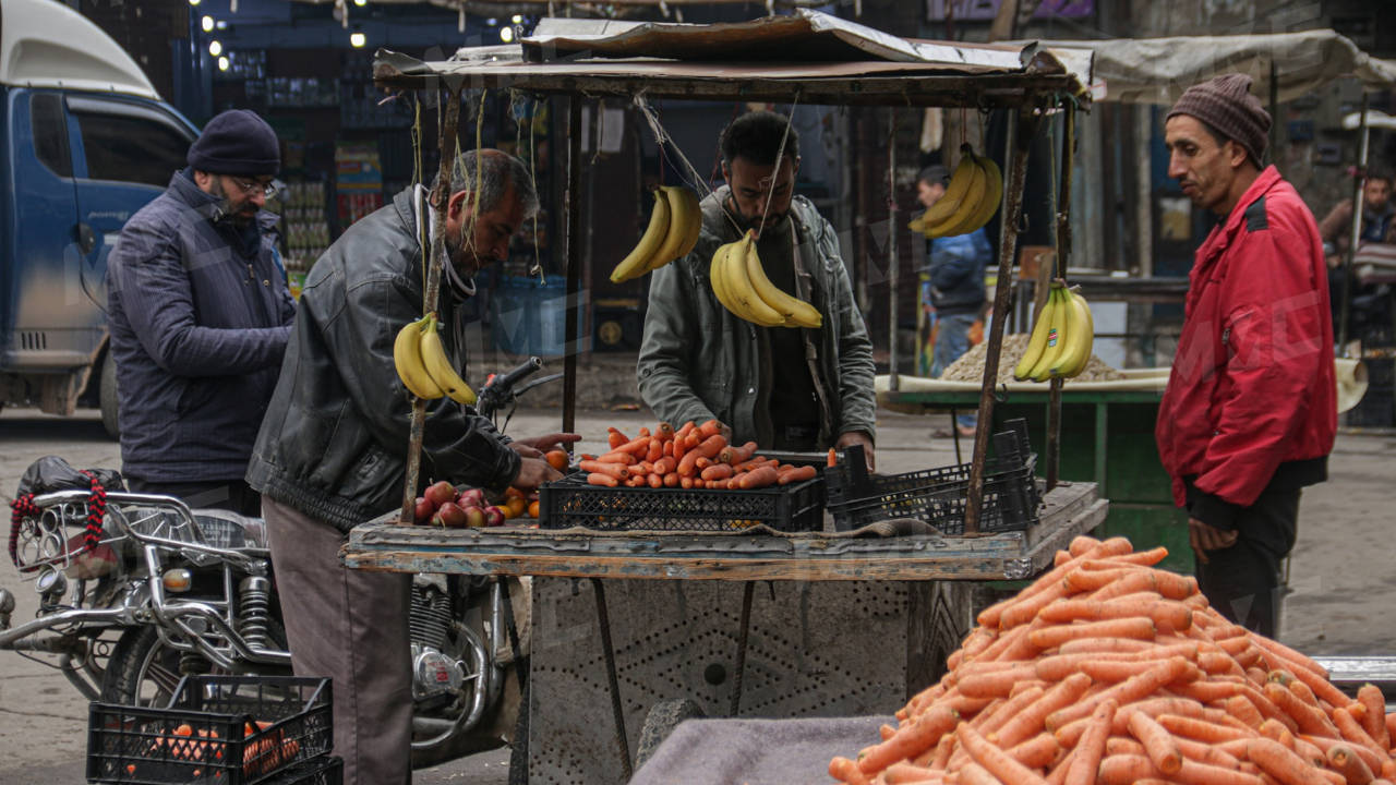 Suriye'de yerel pazarı desteklemek için 15 çeşit sebze ve meyvenin ithalatı yasaklandı