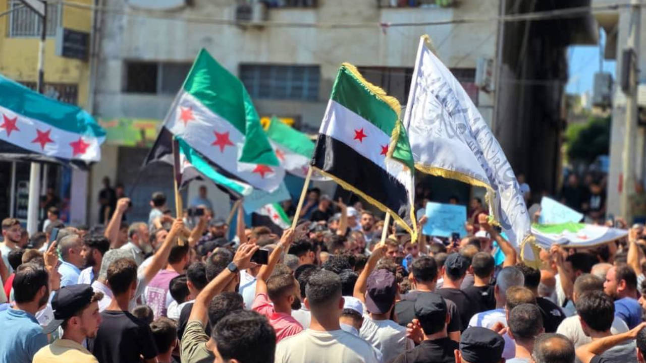 Araştırma: Suriye'de halkın çoğunluğu ülkenin geleceğine umutla bakıyor