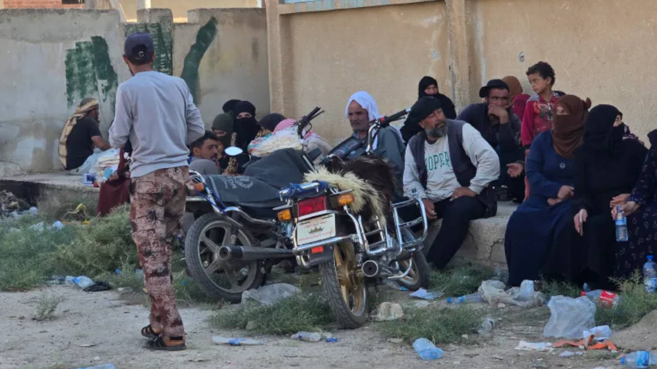 Suveyda'dan sürülen Bedeviler evlerine dönecekleri günü bekliyor