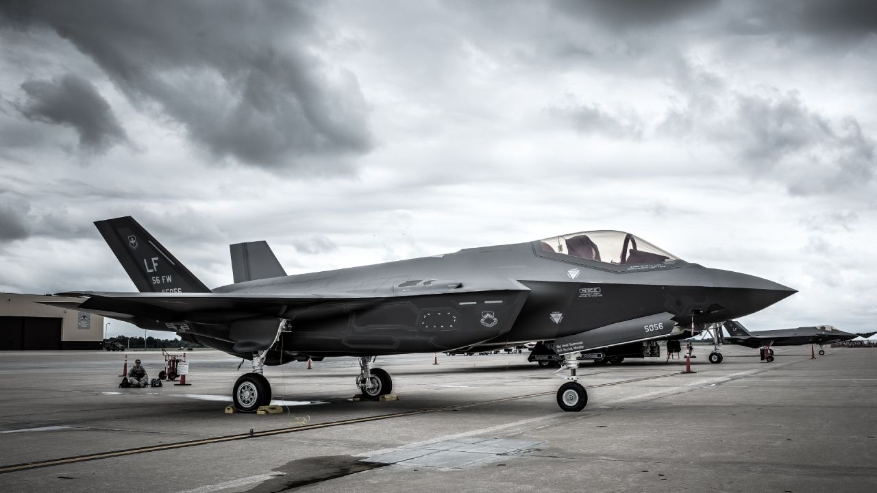 ABD Venezuela'ya hava saldırıları düzenlemeyi planlıyor