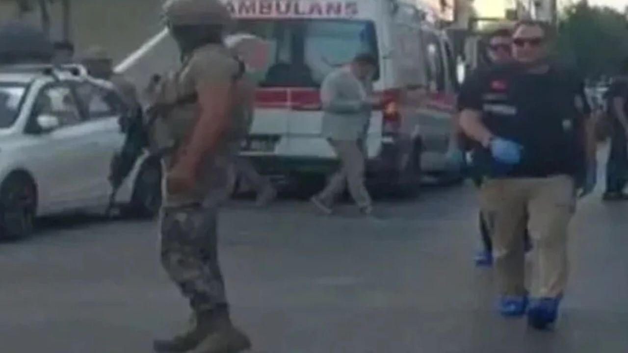 İzmir'de polis karakoluna silahlı saldırı