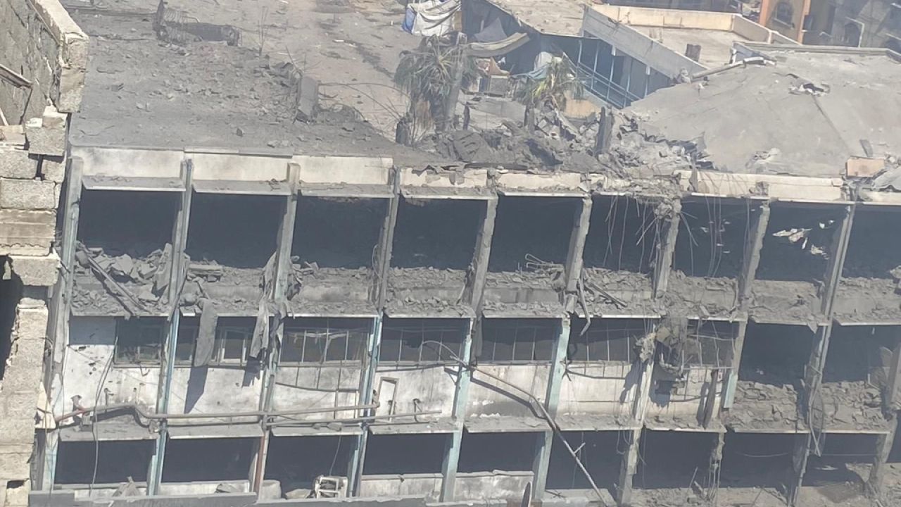 İsrail Gazze kent merkezini yerle bir ediyor