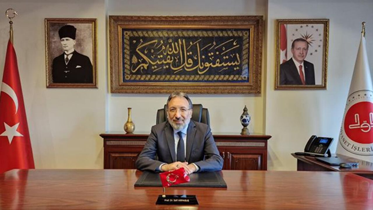 Diyanet İşleri Başkanı değişti, yeni isim göreve başladı