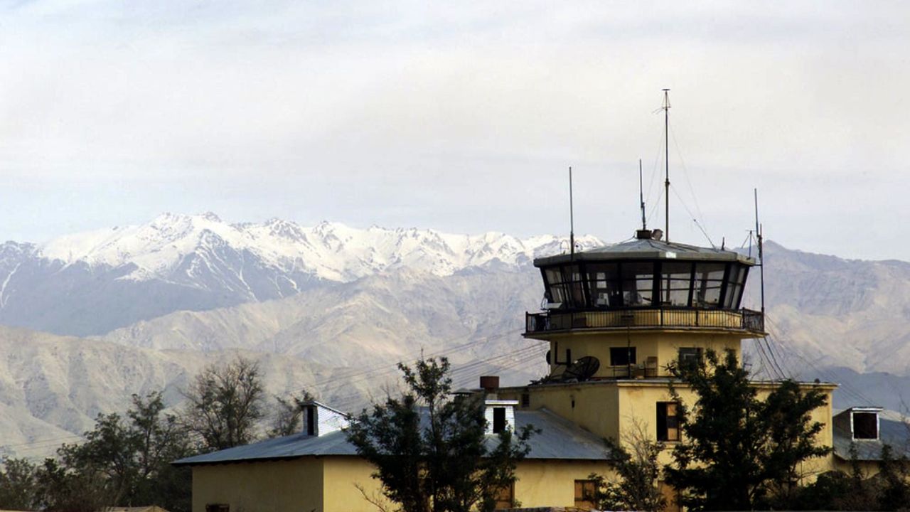 Trump yeniden Afganistan topraklarına göz dikti