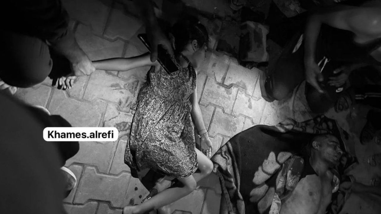 İsrail Gazze'de yerinden edilmiş sivilleri vurdu: 20 ölü