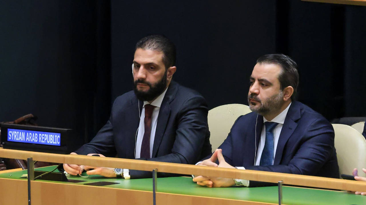 Suriye yönetimi ABD'nin yaptırımları kaldırmak için koştuğu şartları reddetti